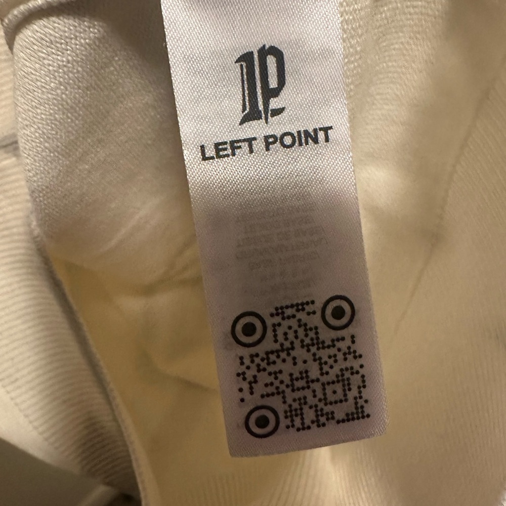 Left Point Rise to Reign Crewneck - Picture 6 of 10